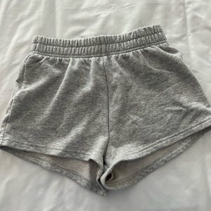 Grey sweatshorts